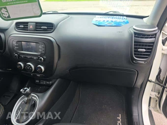 2016 Kia Soul + – miniatura 16
