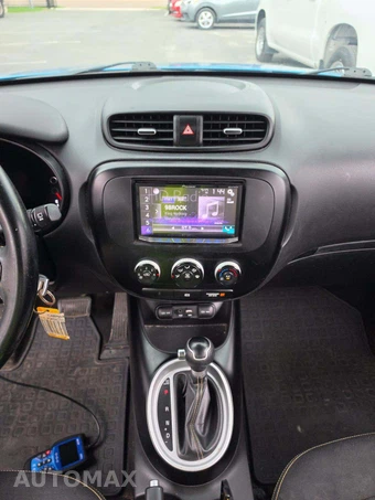 2016 Kia Soul + – miniatura 10