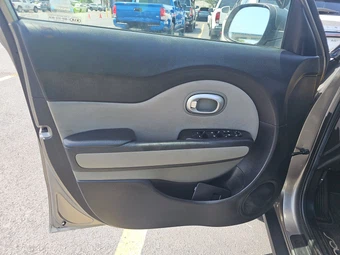 2016 Kia Soul + - miniatura 9