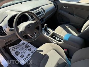 2016 Kia Sportage LX - miniatura 16