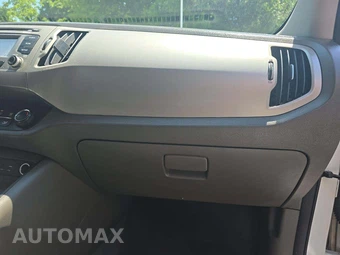 2016 Kia Sportage LX – miniatura 16