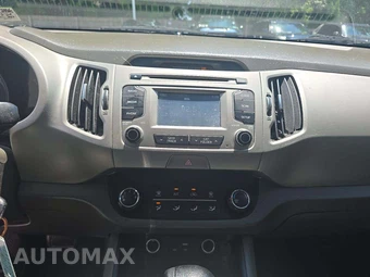 2016 Kia Sportage LX – miniatura 7