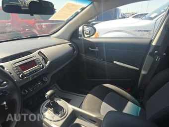 2016 Kia Sportage LX – miniatura 11