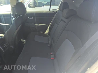 2016 Kia Sportage LX – miniatura 13