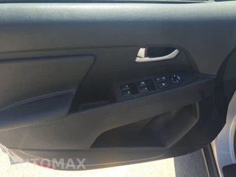2016 Kia Sportage LX – miniatura 9