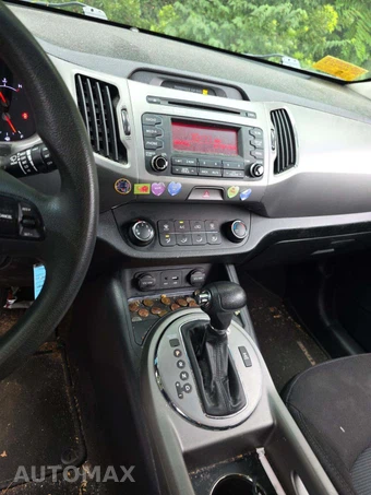 2016 Kia Sportage LX – miniatura 10