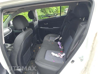 2016 Kia Sportage LX – miniatura 13