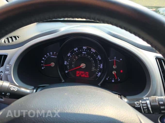 2016 Kia Sportage SX - miniatura 9