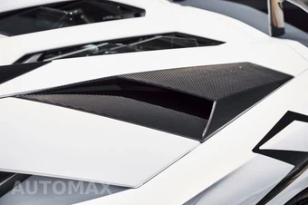 2016 Lamborghini Aventador – miniatura 11