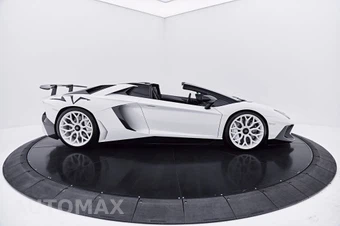 2016 Lamborghini Aventador – miniatura 33