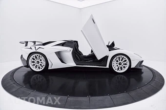 2016 Lamborghini Aventador – miniatura 41