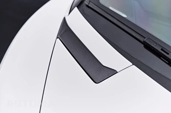 2016 Lamborghini Aventador – miniatura 44