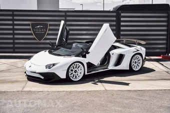 2016 Lamborghini Aventador – miniatura 6