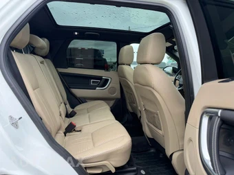2016 Land Rover Discovery Sport HSE - miniatura 14
