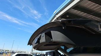 2016 Land Rover Discovery Sport HSE – miniatura 28