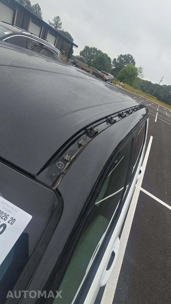 2016 Land Rover Discovery Sport SE – miniatura 3