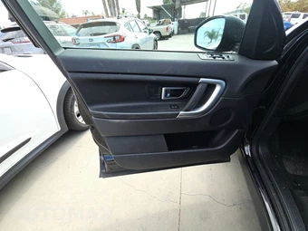 2016 Land Rover Discovery Sport SE – miniatura 9