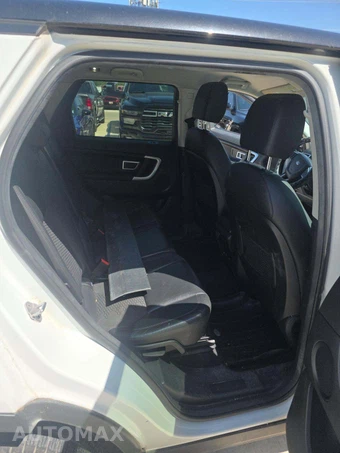 2016 Land Rover Discovery Sport SE – miniatura 13