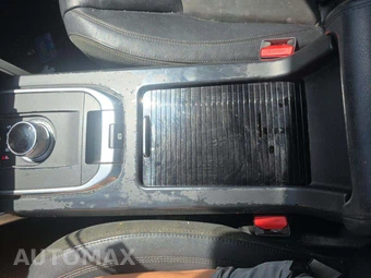 2016 Land Rover Discovery Sport SE – miniatura 18