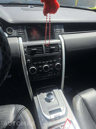 2016 Land Rover Discovery Sport SE – miniatura 7