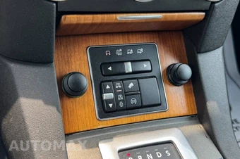 2016 Land Rover LR4 HSE LUX - miniatura 40