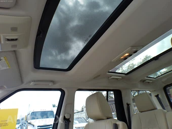 2016 Land Rover LR4 HSE - miniatura 14
