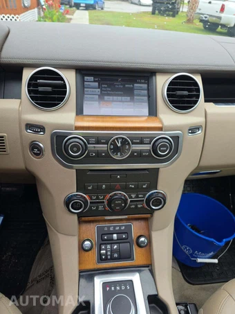 2016 Land Rover LR4 HSE Silver Edition – miniatura 7