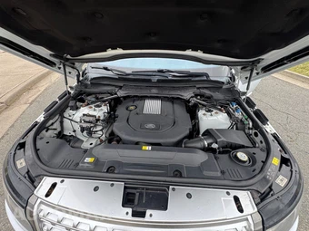 2016 Land Rover Range Rover HSE - miniatura 34