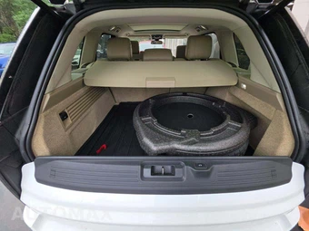 2016 Land Rover Range Rover HSE - miniatura 14