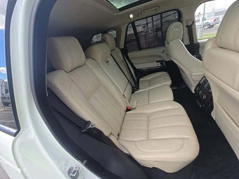 2016 Land Rover Range Rover HSE - miniatura 16