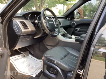 2016 Land Rover Range Rover Sport SE - miniatura 9