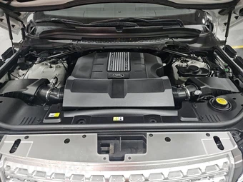 2016 Land Rover Range Rover Supercharged - miniatura 16