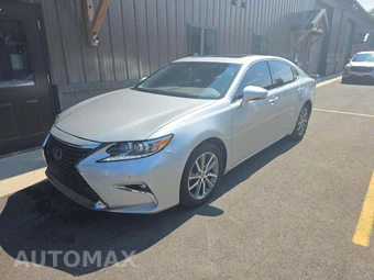 2016 Lexus ES 300h