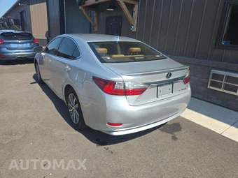 2016 Lexus ES 300h – miniatura 2