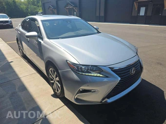 2016 Lexus ES 300h – miniatura 4