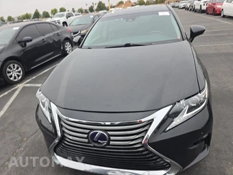 2016 Lexus ES 300h – miniatura 2
