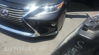 2016 Lexus ES 300h – miniatura 39