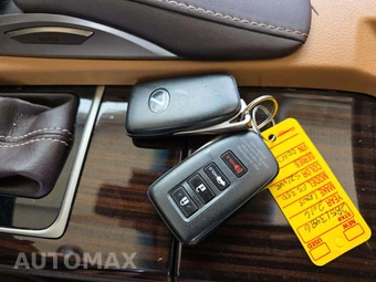 2016 Lexus ES 350 – miniatura 8