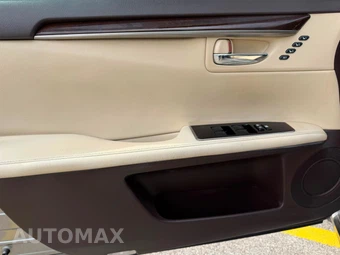 2016 Lexus ES 350 - miniatura 11