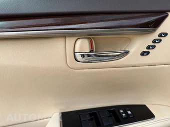 2016 Lexus ES 350 - miniatura 12