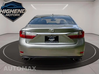 2016 Lexus ES 350 - miniatura 5