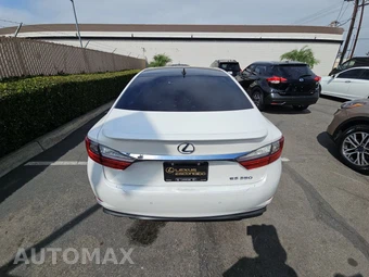 2016 Lexus ES 350 - miniatura 5