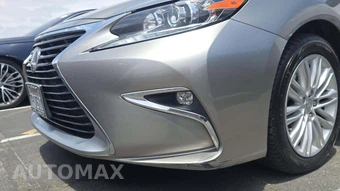 2016 Lexus ES 350 – miniatura 23