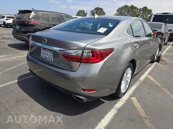 2016 Lexus ES 350 – miniatura 4