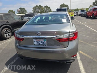 2016 Lexus ES 350 – miniatura 5