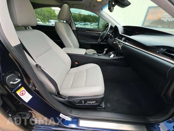 2016 Lexus ES 350 – miniatura 15