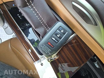 2016 Lexus ES 350 – miniatura 5