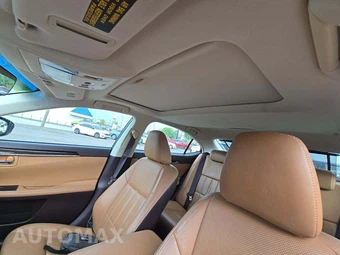 2016 Lexus ES 350 – miniatura 8