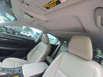 2016 Lexus ES 350 – miniatura 8
