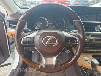 2016 Lexus ES 350 - miniatura 10